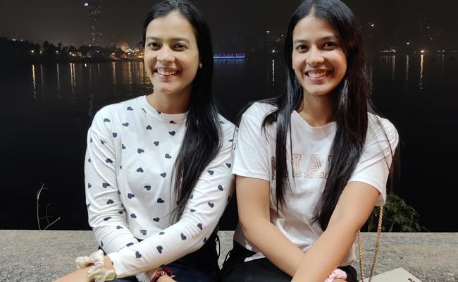 twin sisters ca toppers sanskruti and shruti real life story
