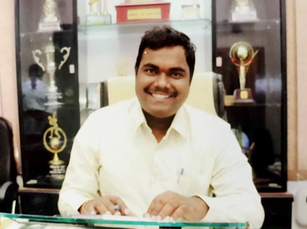 IAS Varun Baranwal