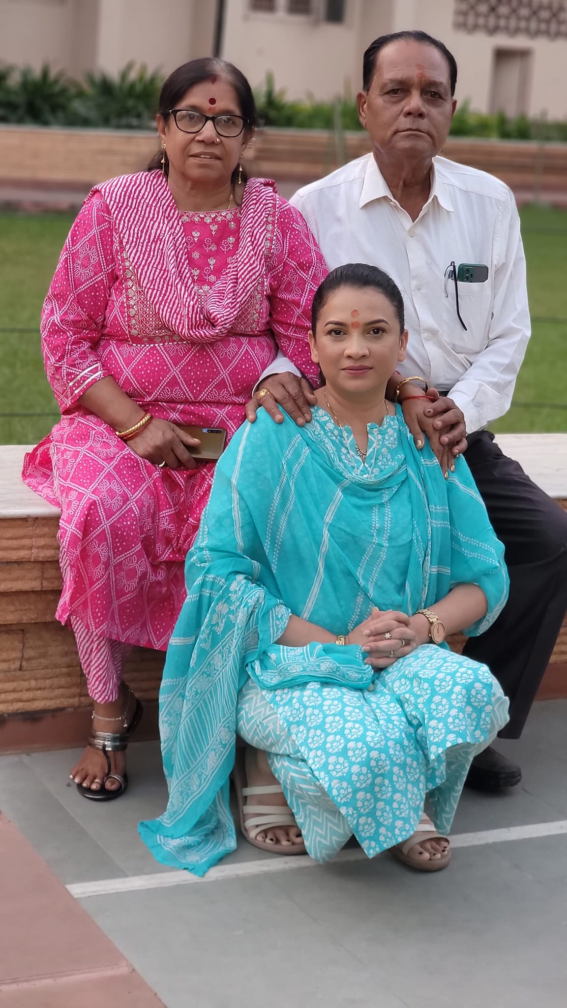 Savita Pradhan IAS Family Story