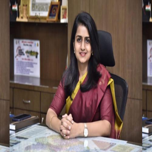 IAS Saumya Sharma Who Lost Hearing Ability At 16, But Cracked UPSC In ...