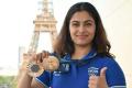 Star shooter Manu Bhakar, who won two medals for the country through his brilliant performance in the Paris Olympics, got another honour. Manu, who has become the first Indian player to win two medals in a single Olympics, will act as the flag bearer in the closing ceremony of the 'Paris' Games.  Manu Bhaker named as India flag-bearer for Closing Ceremony in Paris Olympics 