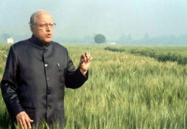 Agricultural Innovation for Sustainable Food Security,యం.యస్.స్వామినాధన్,Wheat Fields of India,Father of India's Green Revolution