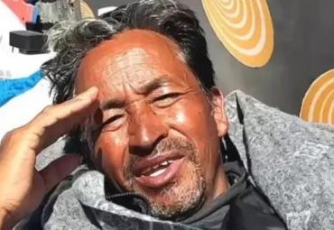 Sonam Wangchuk Ends 21-Day Fast Over Ladakh Demands